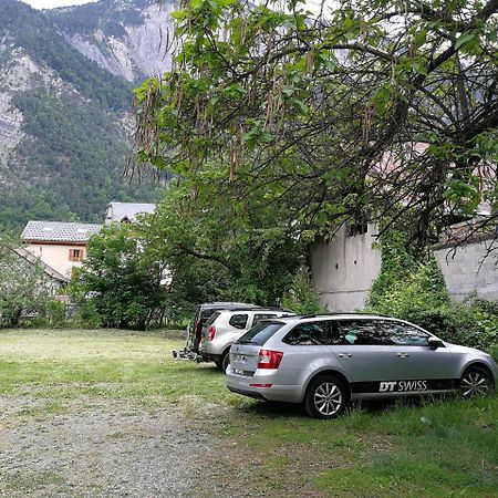 Sport'Hotel - Residence De Milan Le Bourg-dʼOisans Buitenkant foto